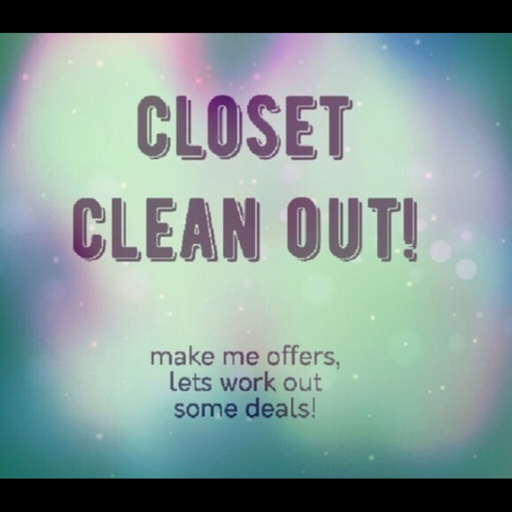 CLOSING CLOSET. GRAB BEFORE ITS GONE!